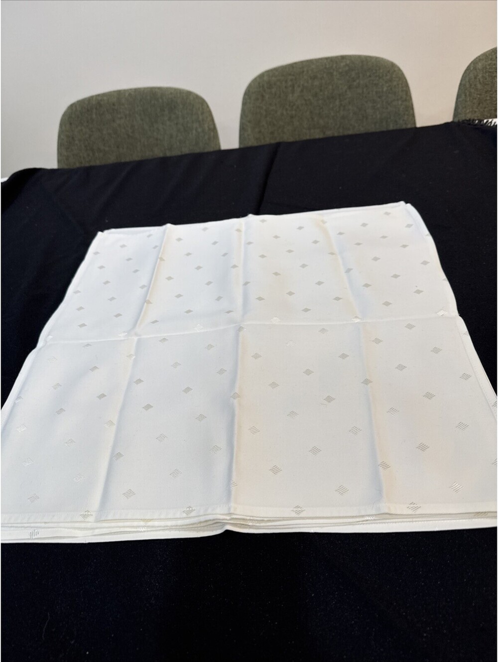 Set Of 5 Luxury Cloth Napkins - Small Diamond Print [COPY]